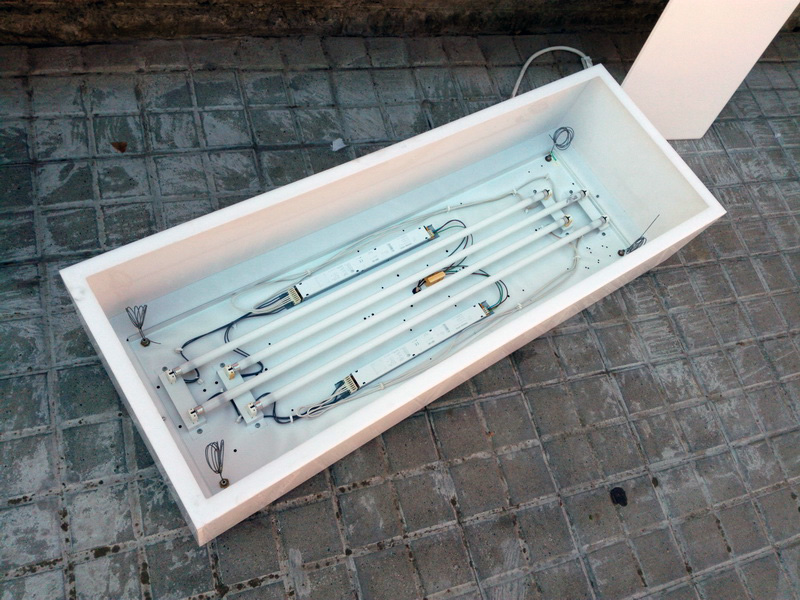 caja luz oficina metacrilato t5 39w 20x110x40 6u completos+3u. incompletos